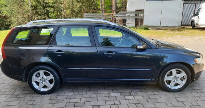 Volvo V50 cena 15500 przebieg: 236000, rok produkcji 2008 z Dobrzyń nad Wisłą małe 407